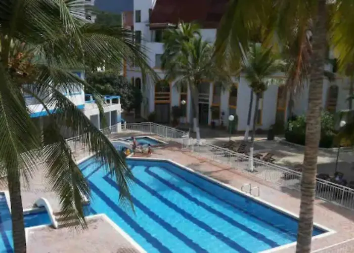 Confortable Apartamento En Hermoso Condominio.
