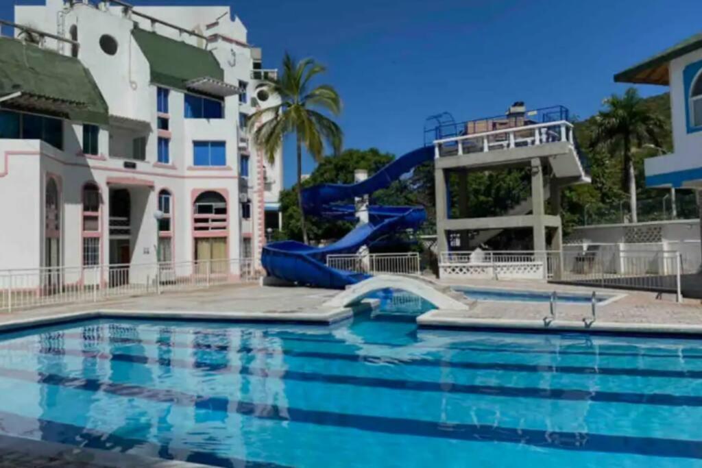 公寓 Confortable En Hermoso Condominio. *
