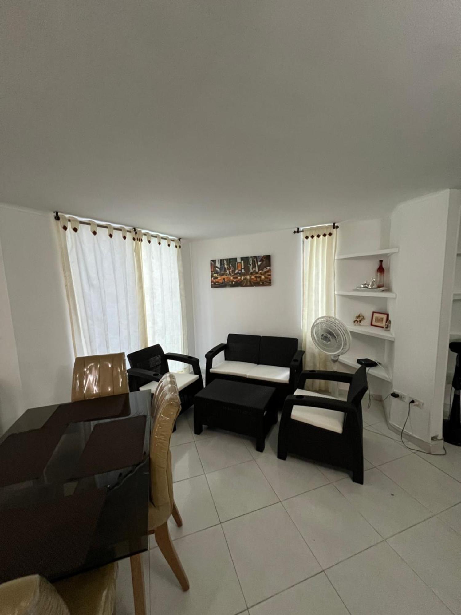 Confortable En Hermoso Condominio. Apartment Santa Marta (Magdalena)